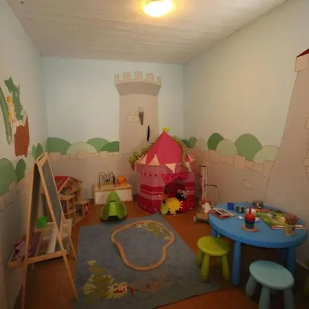With 2 Bedrooms Holiday home Krummhoern